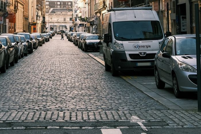 Parking on the pavement: is it legal, can I be fined, is it the same for vans and cars?